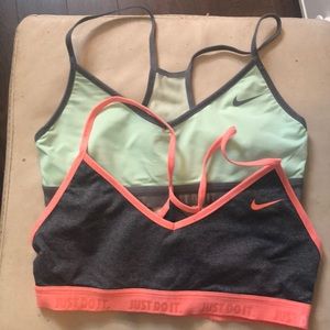 2 sports bras Nike
